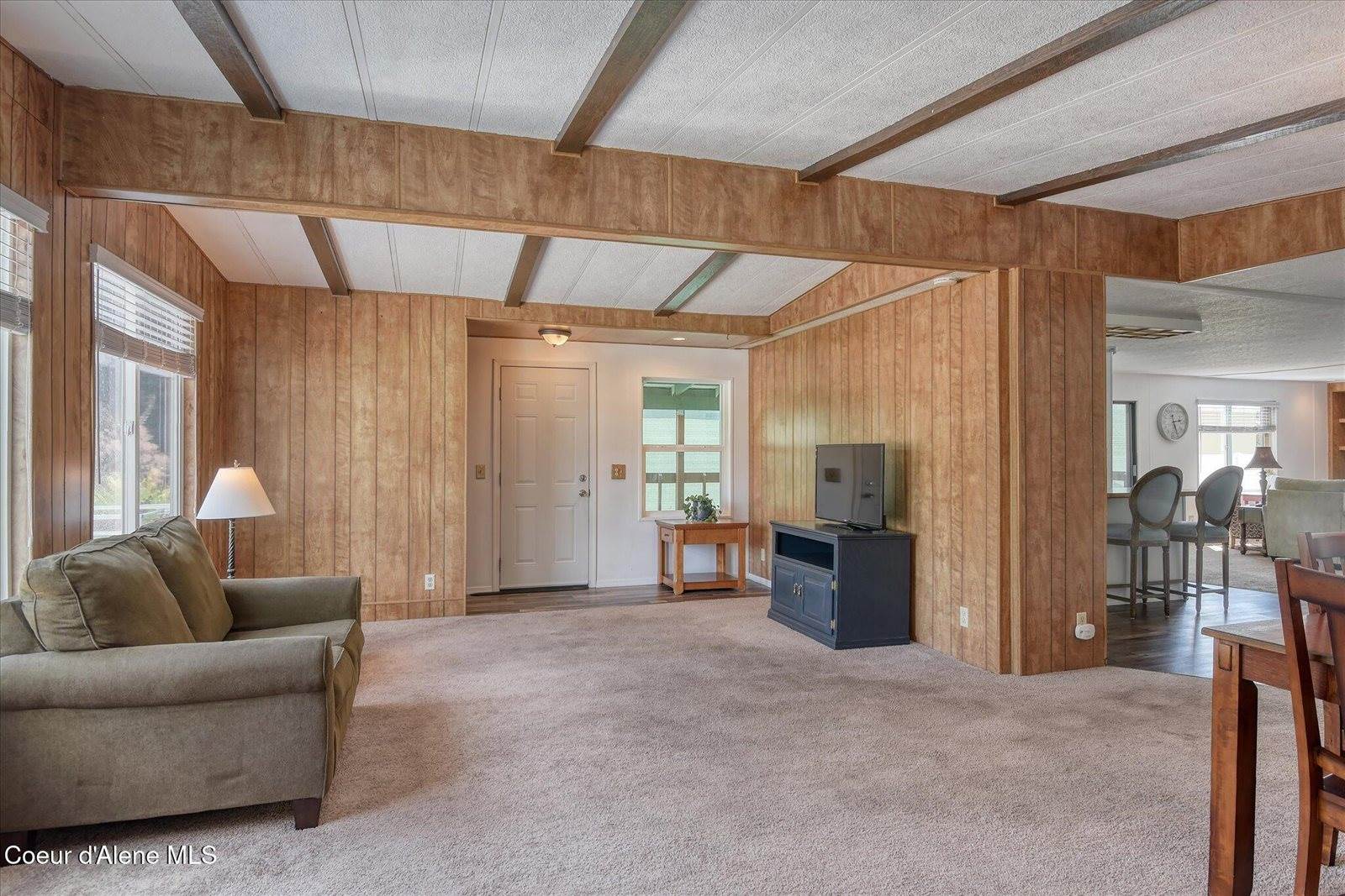 2811 North Carriage Ct, Coeur d'Alene, ID 83814