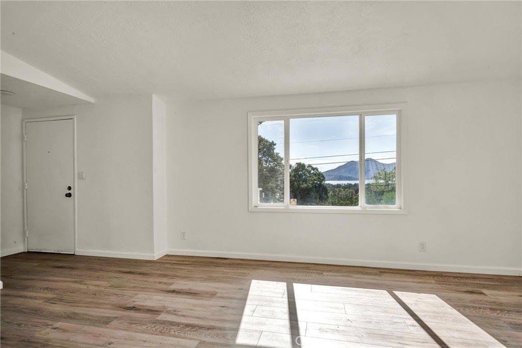 3760 Pine Ave, Clearlake, CA 95422