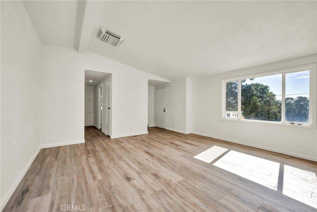 3760 Pine Ave, Clearlake, CA 95422