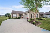 7373 Longwater Court, Maumee, OH 43537