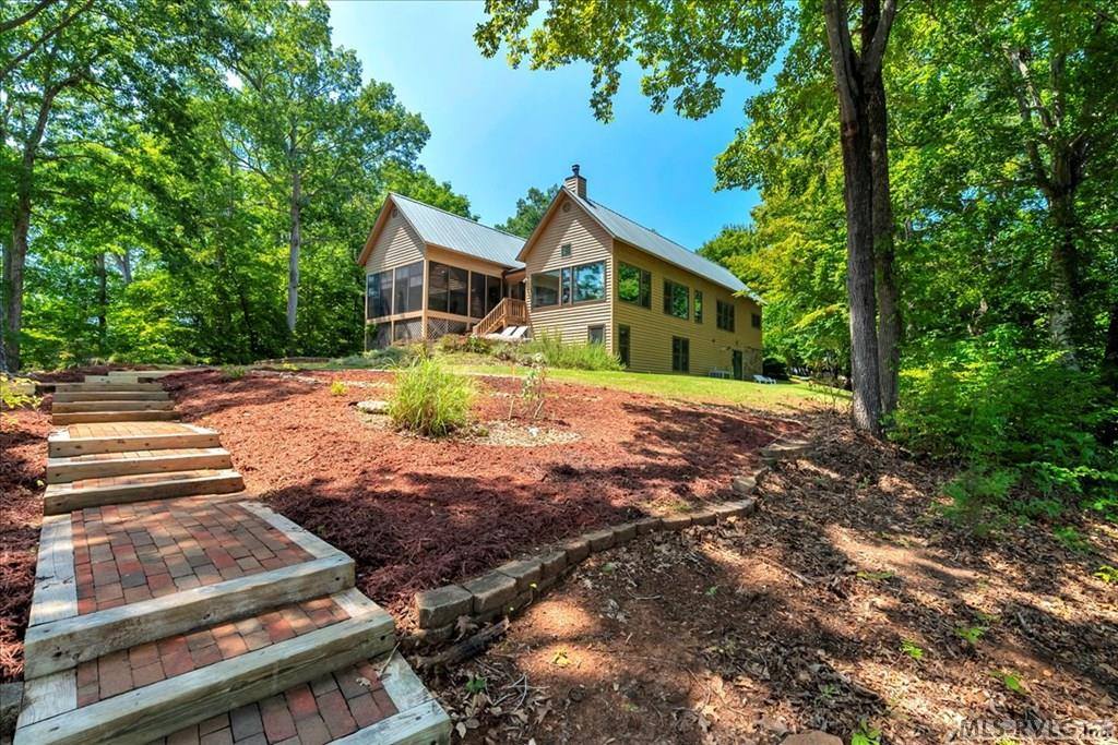 143 Cabin Point Rd, Littleton, NC 27850