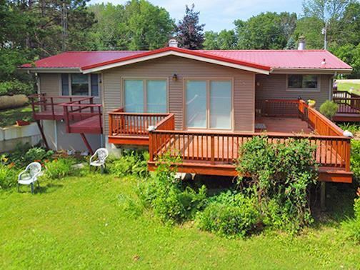 S810A Goldfinch Court, La Valle, WI 53941