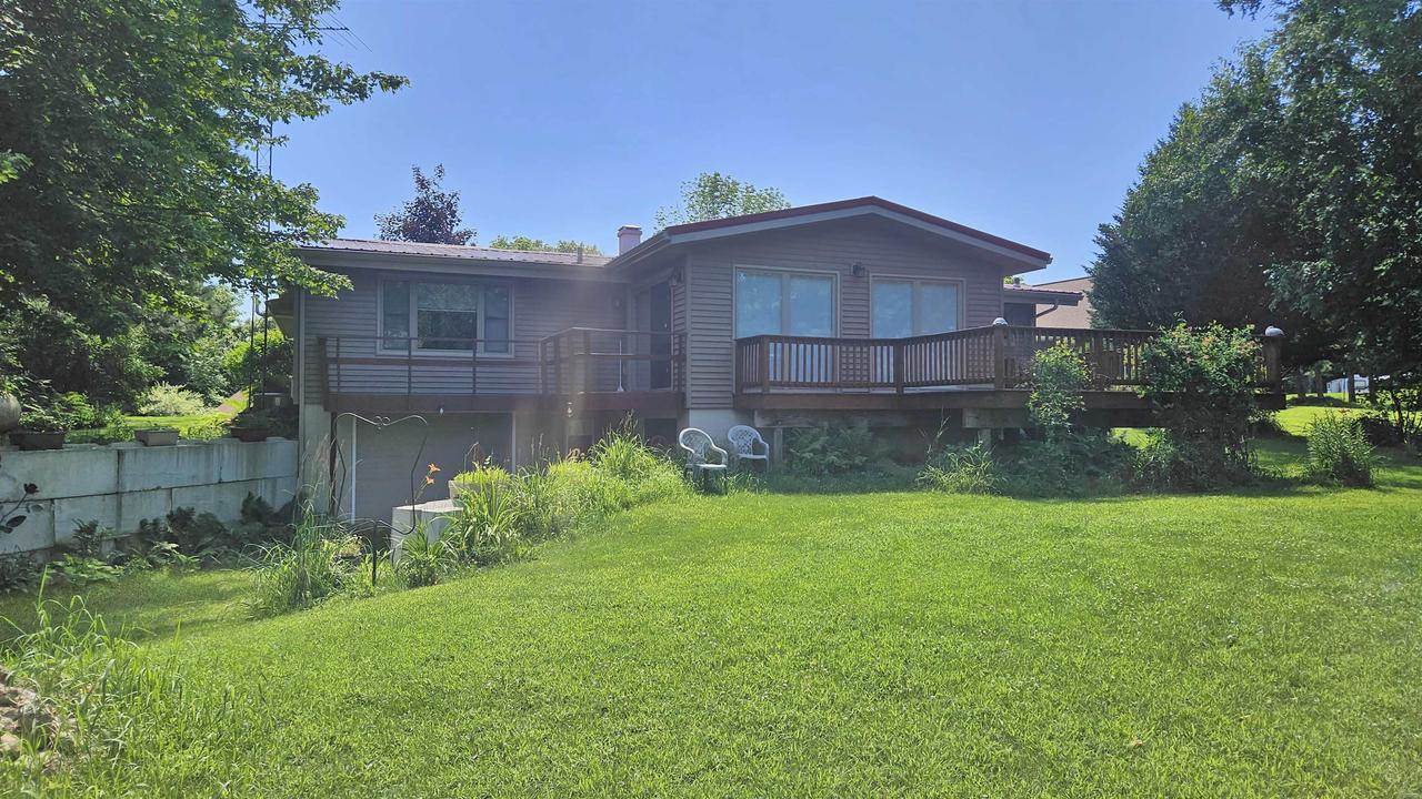 S810A Goldfinch Court, La Valle, WI 53941