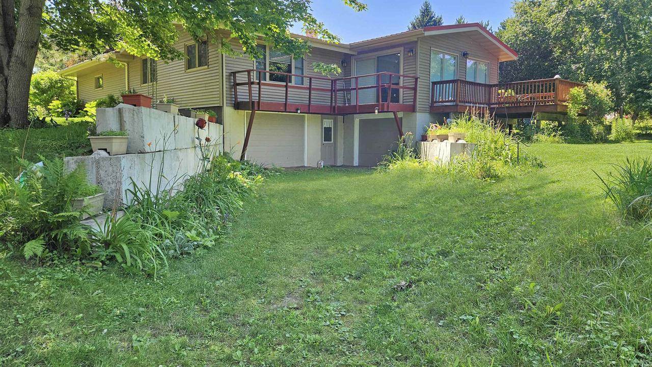 S810A Goldfinch Court, La Valle, WI 53941