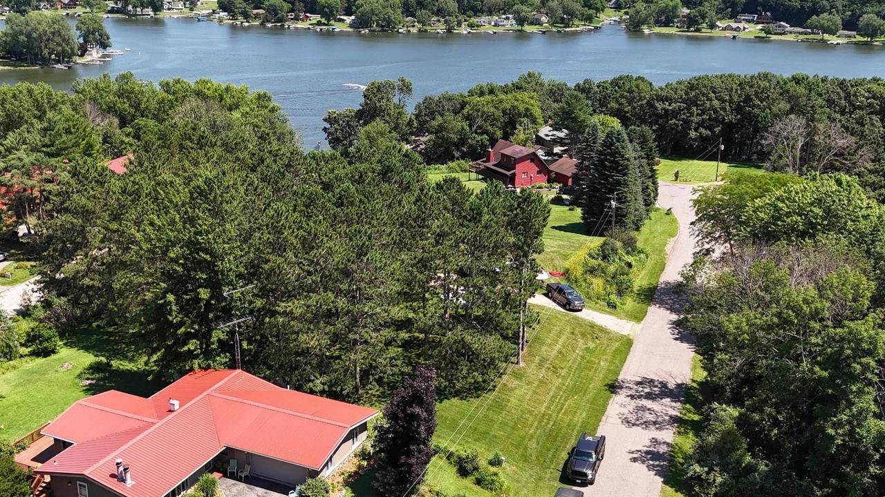 S810A Goldfinch Court, La Valle, WI 53941