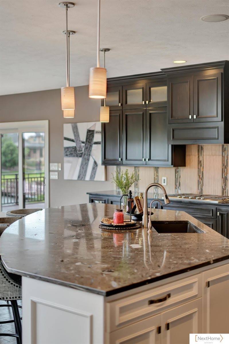 3211 West Covered Bridge Drive, Lincoln, NE 68523