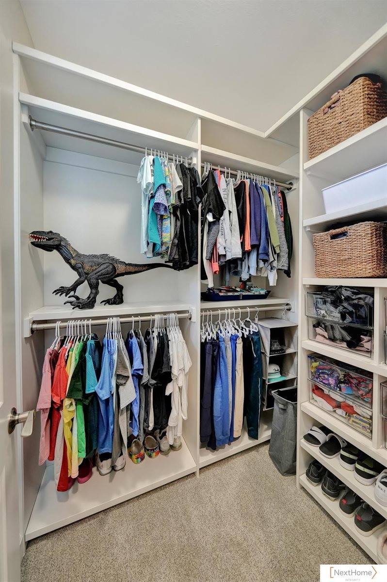 3211 West Covered Bridge Drive, Lincoln, NE 68523