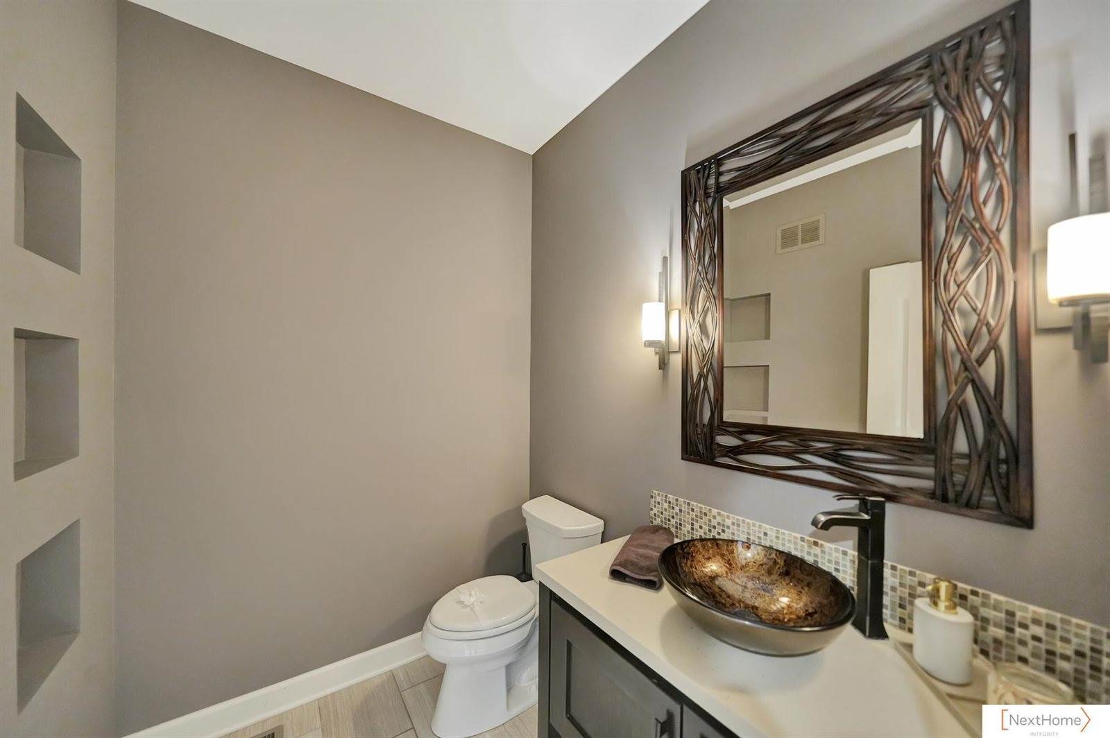 3211 West Covered Bridge Drive, Lincoln, NE 68523