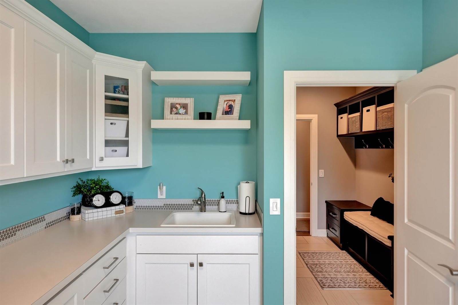 3211 West Covered Bridge Drive, Lincoln, NE 68523