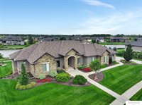 3211 West Covered Bridge Drive, Lincoln, NE 68523