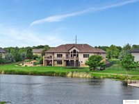 3211 West Covered Bridge Drive, Lincoln, NE 68523