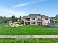 3211 West Covered Bridge Drive, Lincoln, NE 68523