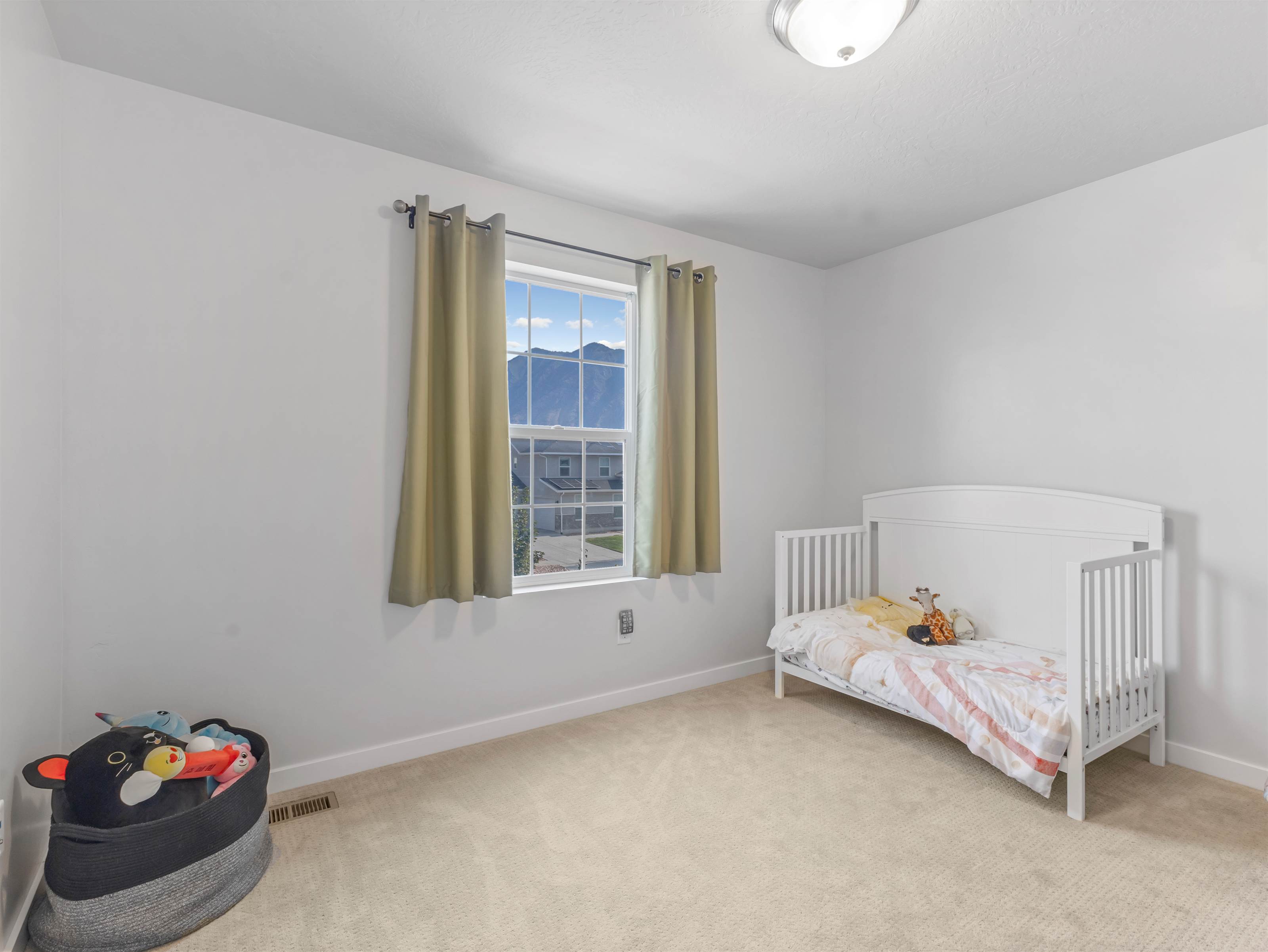 859 West 1050 South, Springville, UT 84663