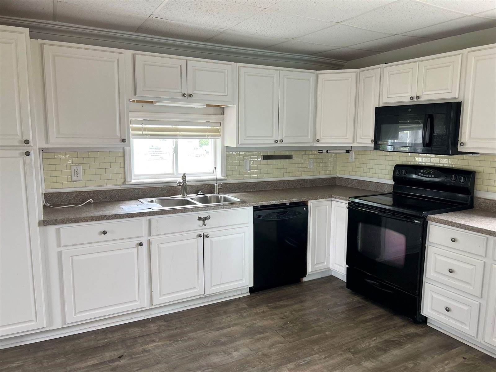 4034 N Eastman Road, Midland, MI 48642