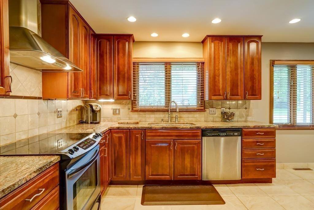 1585 South Roosevelt Avenue, Columbus, OH 43209