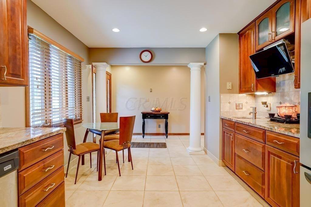 1585 South Roosevelt Avenue, Columbus, OH 43209