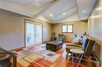 1585 South Roosevelt Avenue, Columbus, OH 43209