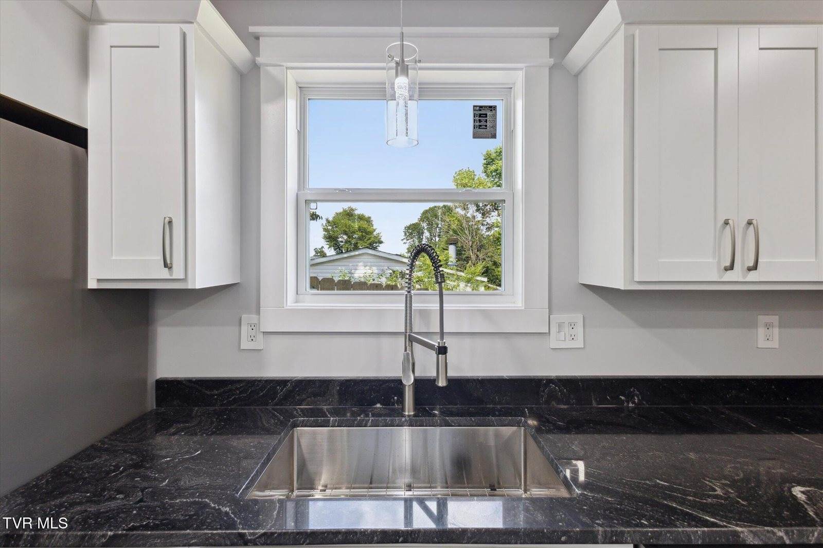 126 Hughes Lane, Johnson City, TN 37601