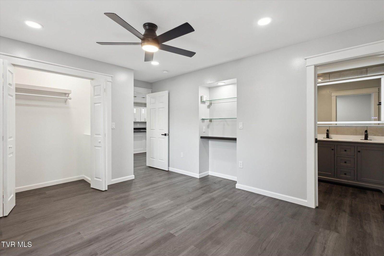 126 Hughes Lane, Johnson City, TN 37601