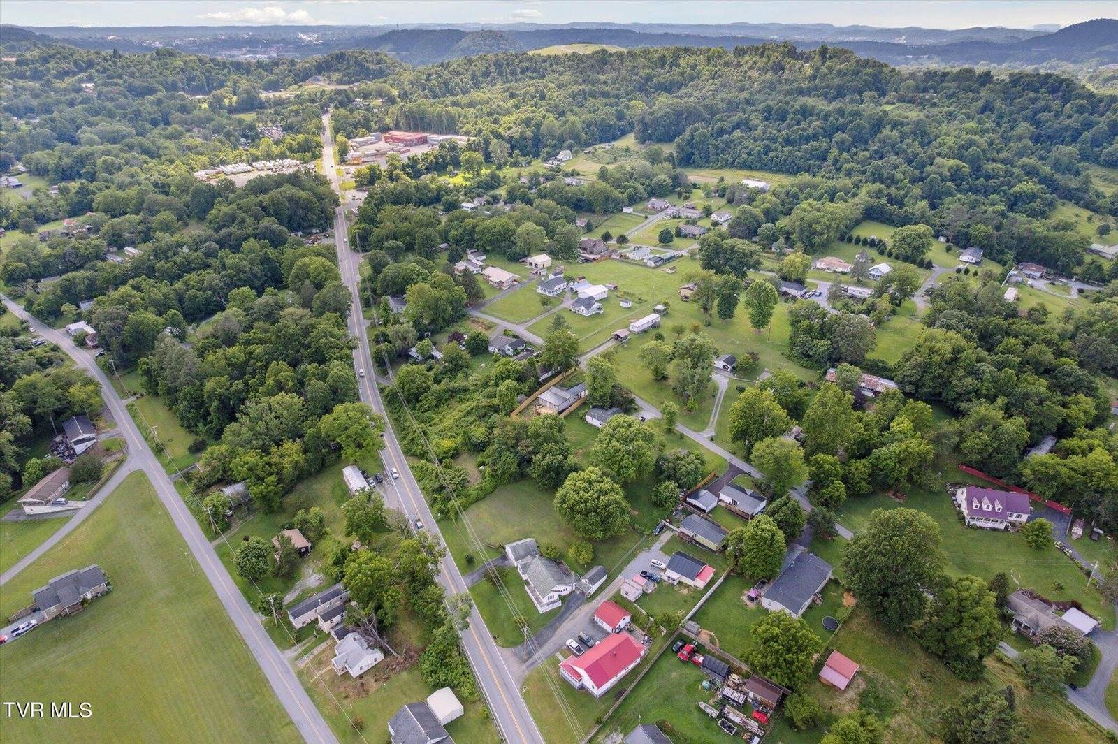 126 Hughes Lane, Johnson City, TN 37601