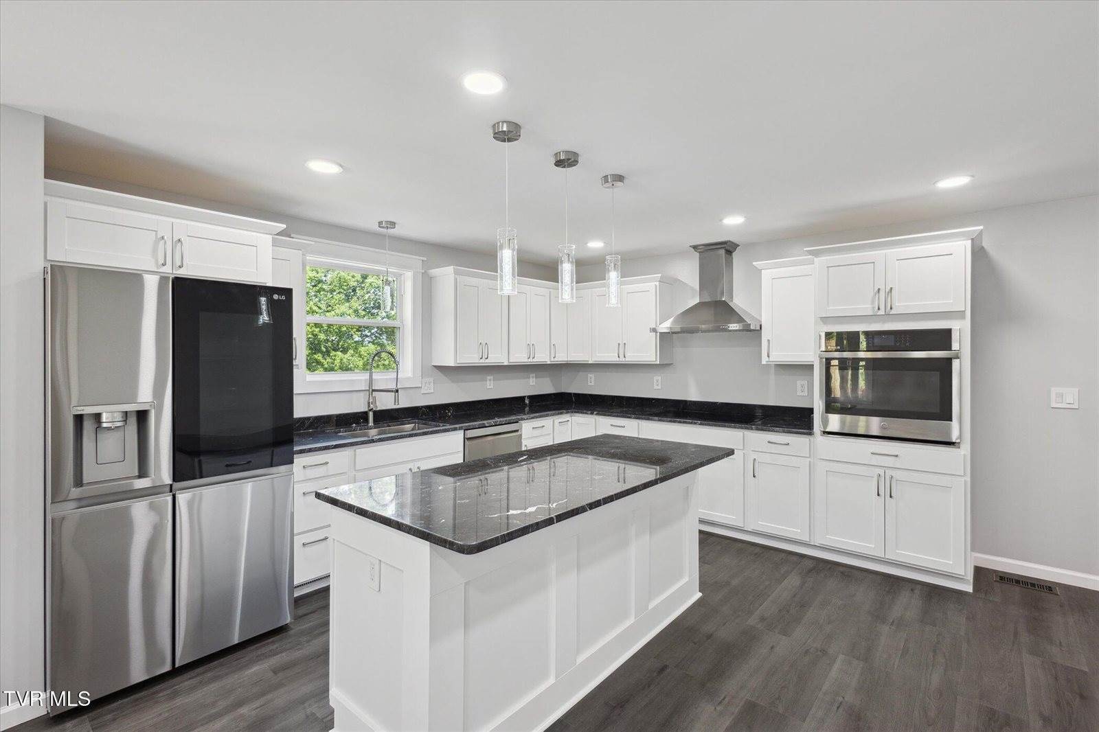 126 Hughes Lane, Johnson City, TN 37601