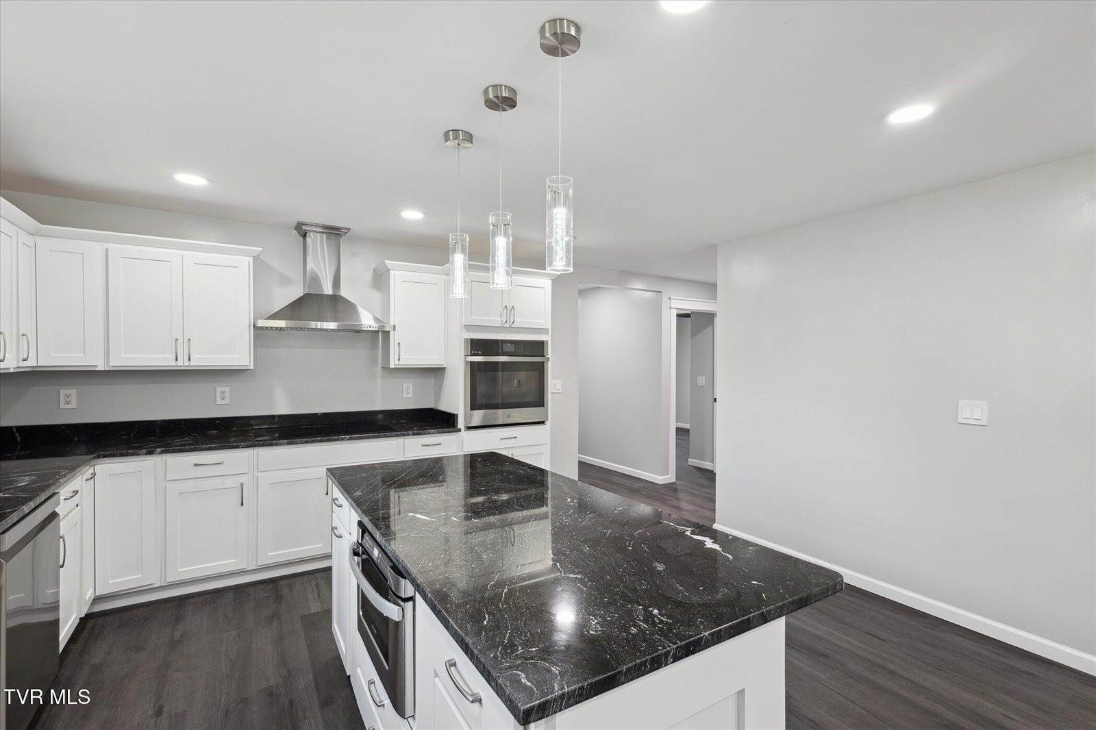 126 Hughes Lane, Johnson City, TN 37601