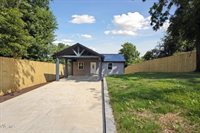 126 Hughes Lane, Johnson City, TN 37601