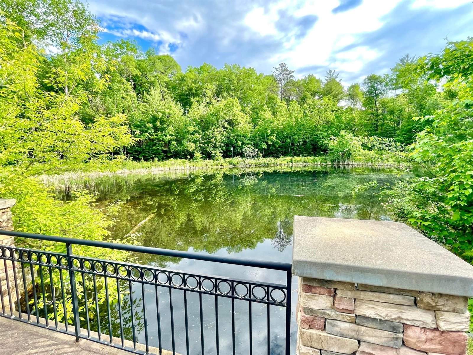 15858 Old Stonebridge Trail, Brainerd, MN 56401