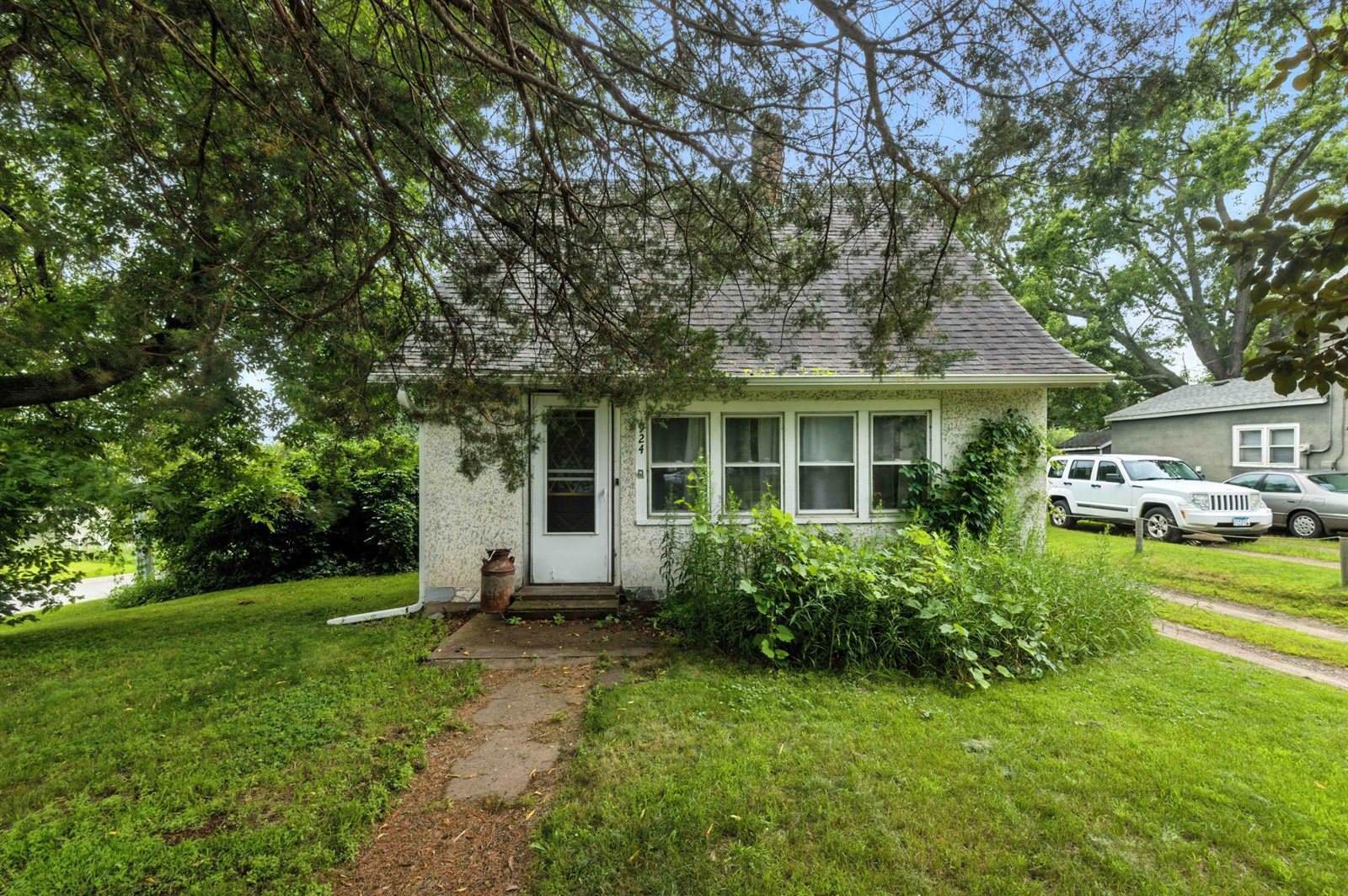 924 Grove Street, Brainerd, MN 56401