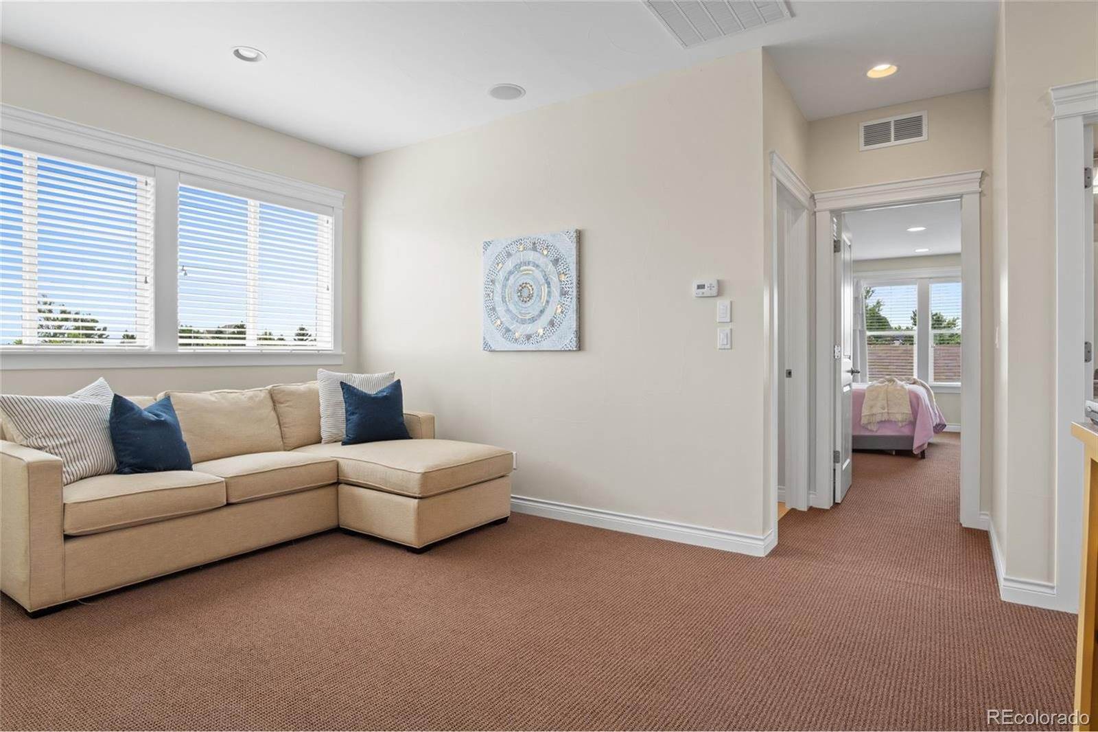 7001 Weaver Cir, Castle Rock, CO 80104