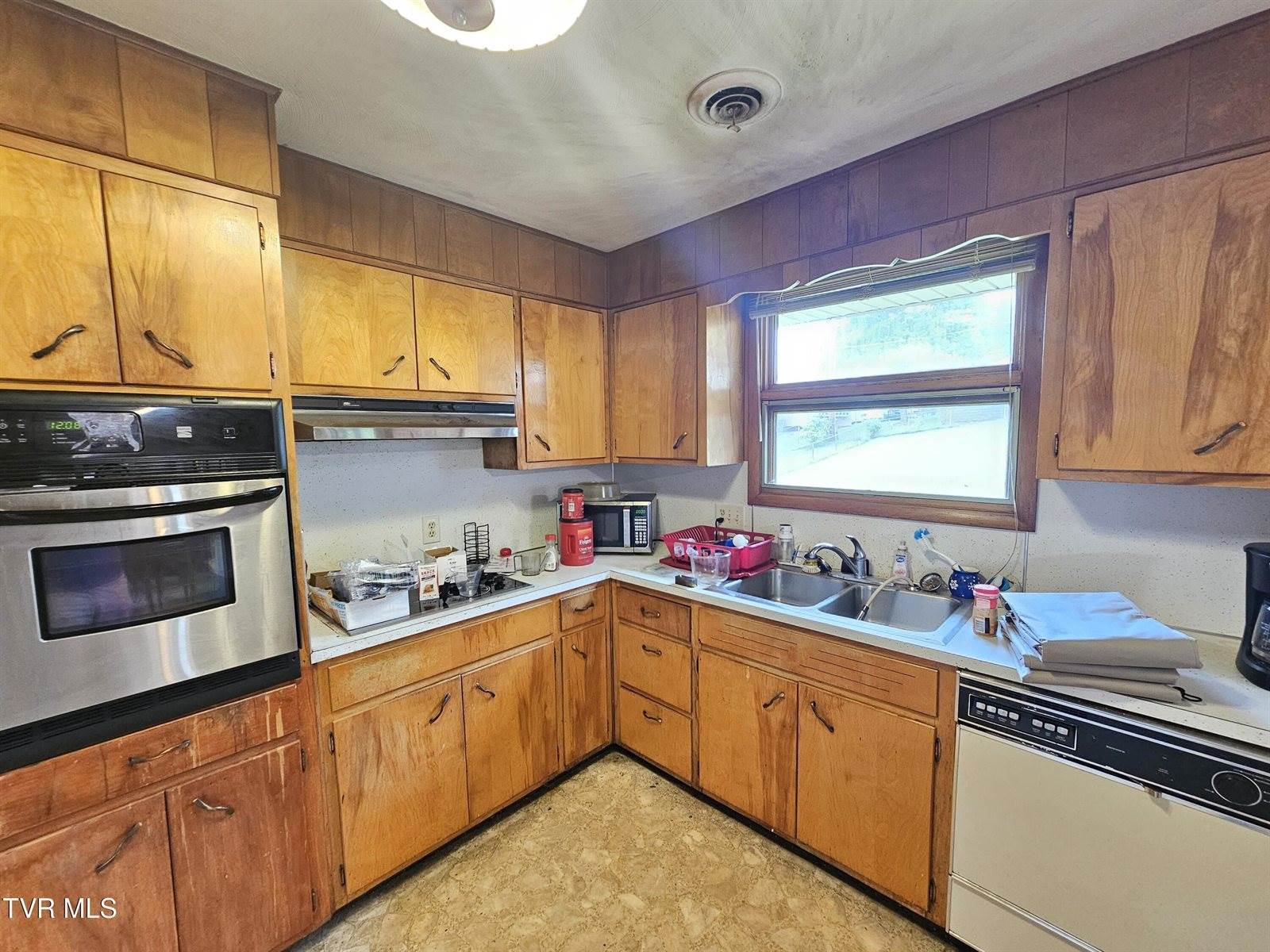 1008 Lake Street, Kingsport, TN 37660