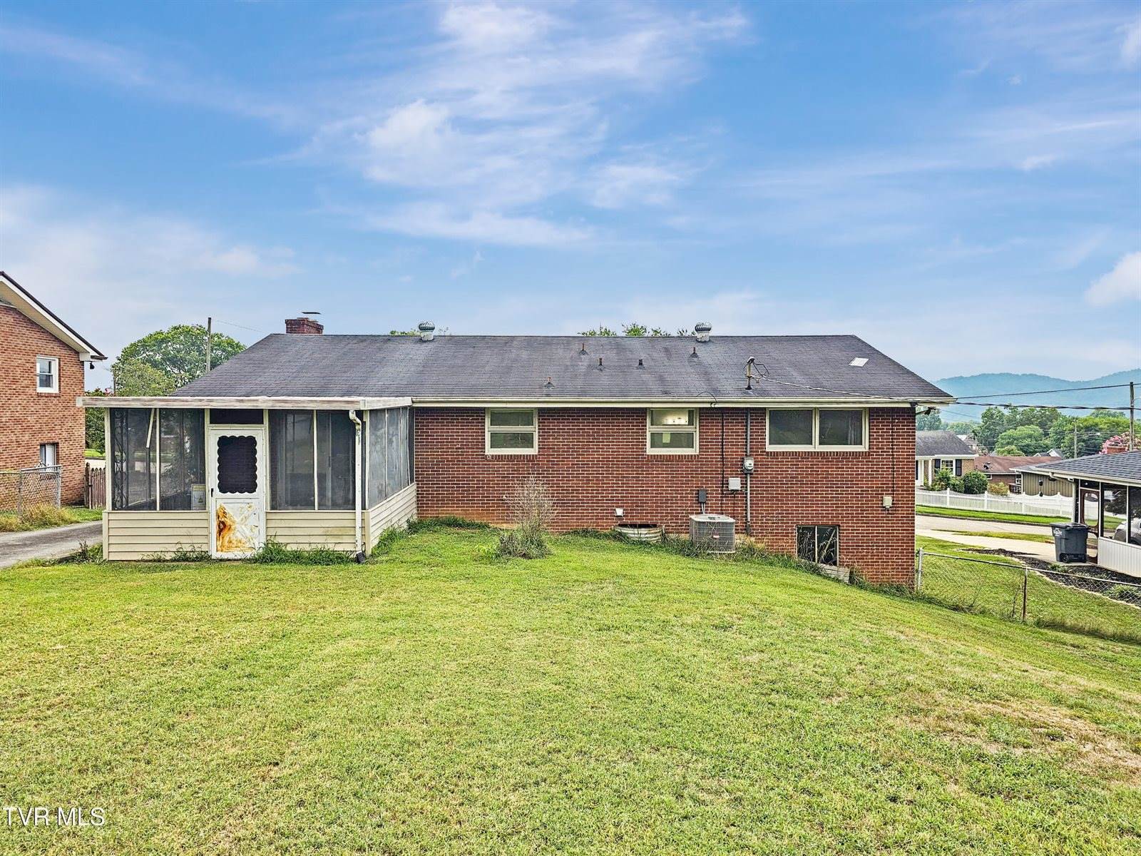 1008 Lake Street, Kingsport, TN 37660