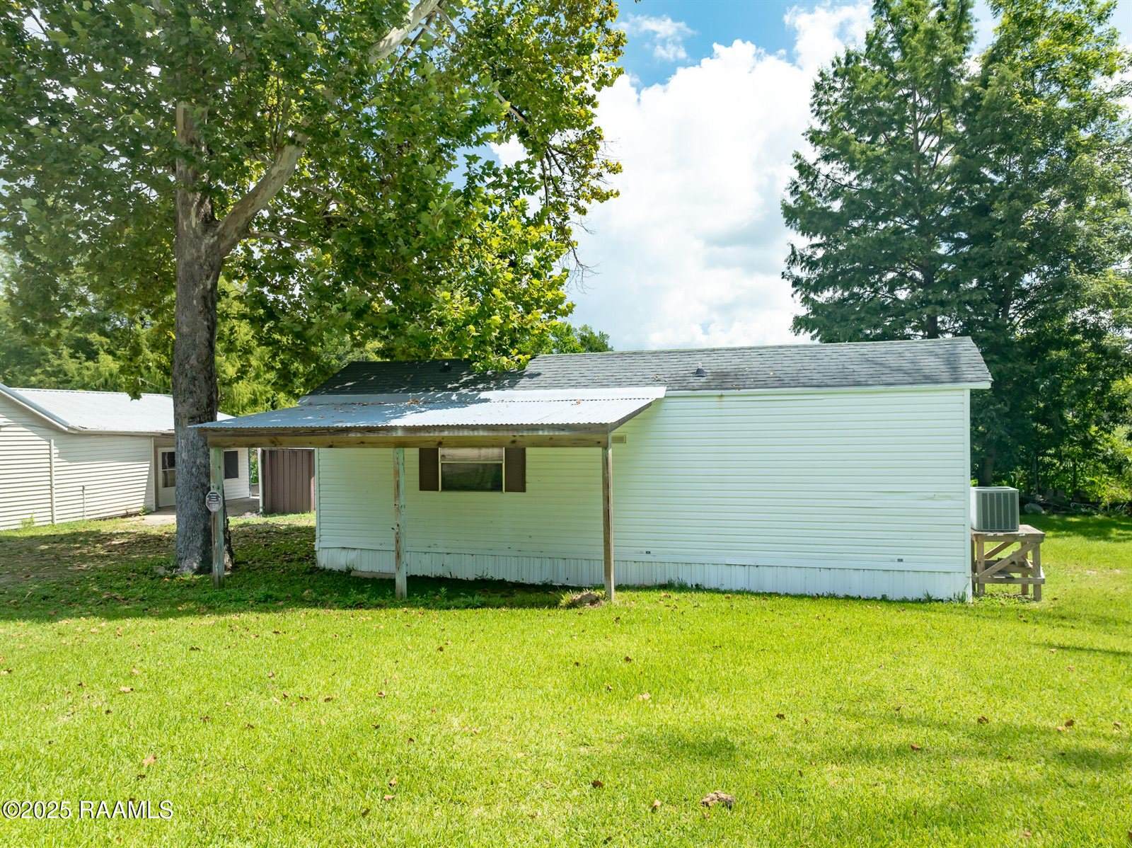 138 Oakside Lane, Port Barre, LA 70577