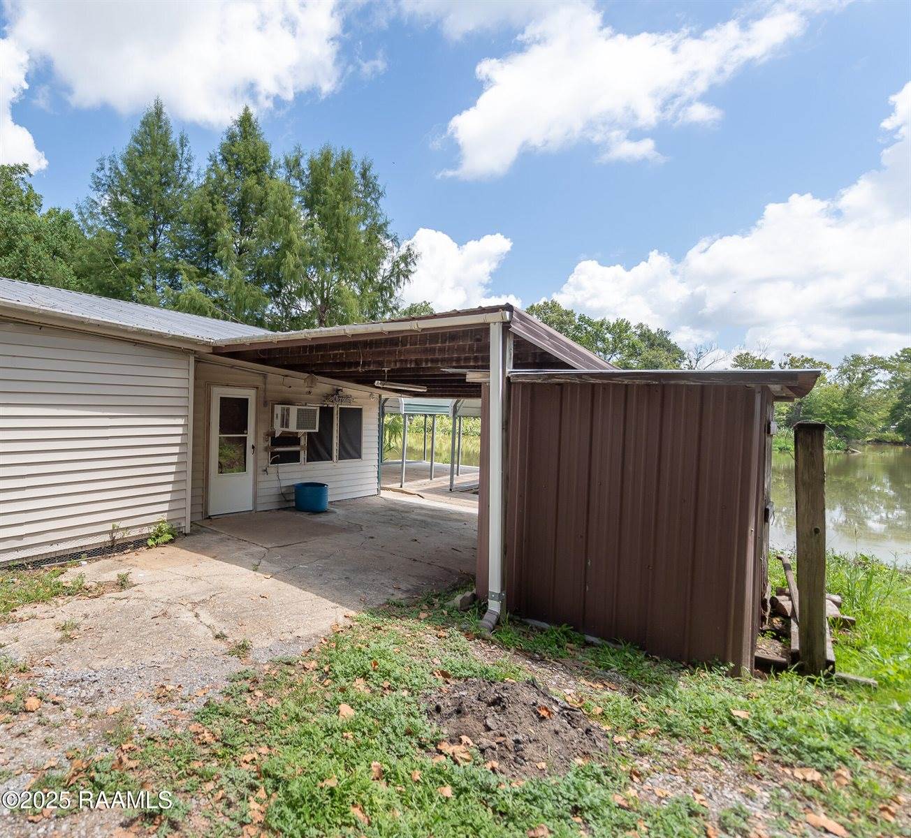 138 Oakside Lane, Port Barre, LA 70577