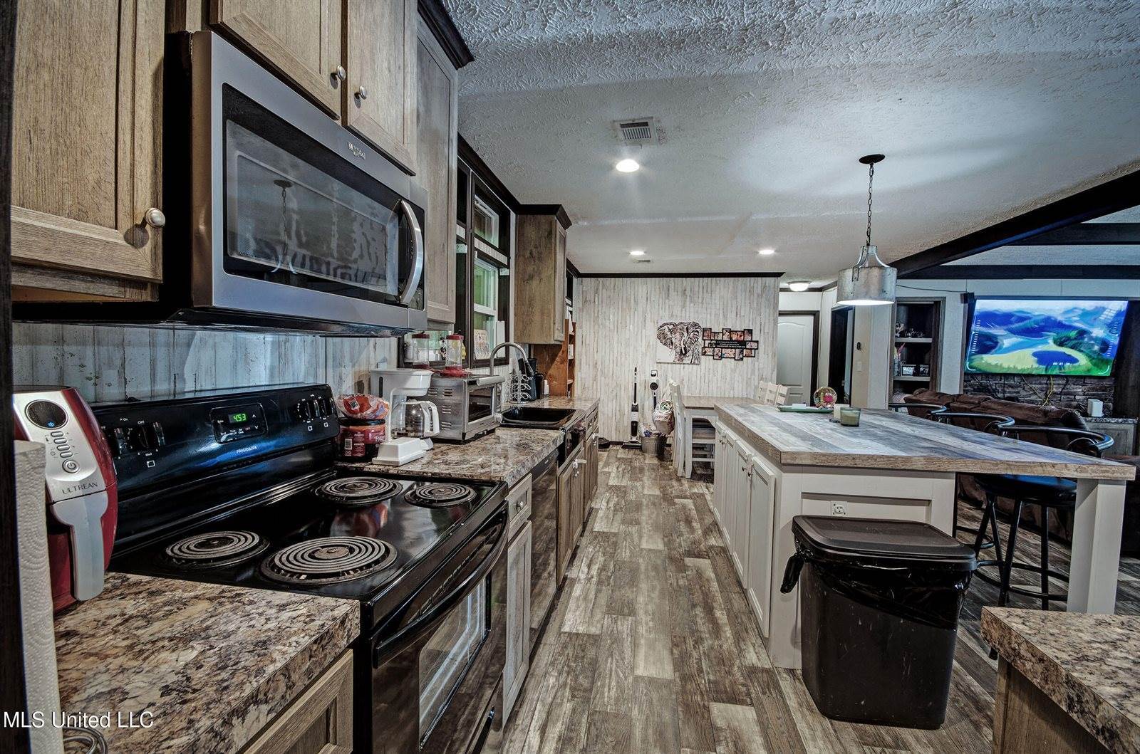 120 La Gail Drive, Pearl, MS 39208