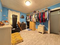 814 SE 14th ST, Topeka, KS 66607