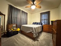 814 SE 14th ST, Topeka, KS 66607