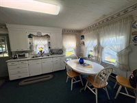 13 Lincoln Street, Lincoln, ME 04457