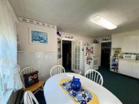 13 Lincoln Street, Lincoln, ME 04457