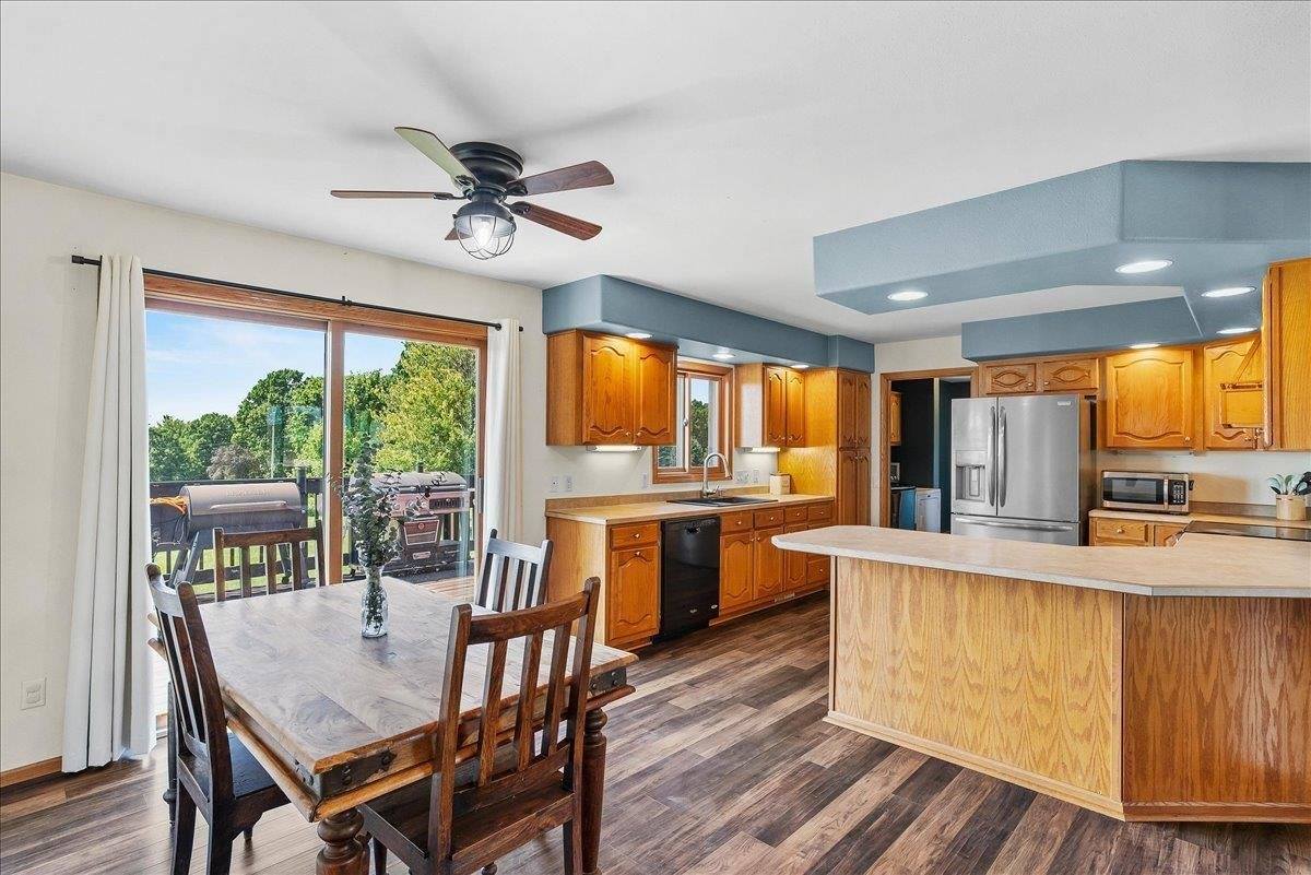 214480 Tiffybird Lane, Stratford, WI 54484