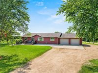 214480 Tiffybird Lane, Stratford, WI 54484