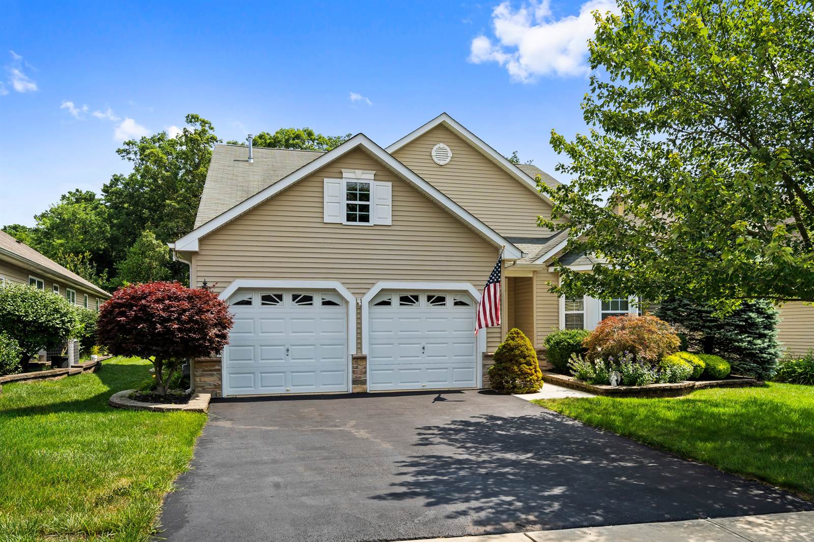 226 Enclave Blvd, Lakewood, NJ 08701