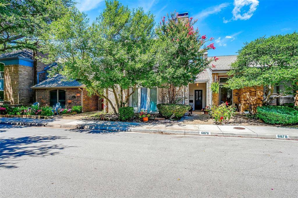 6876 Anglebluff Circle, Dallas, TX 75248