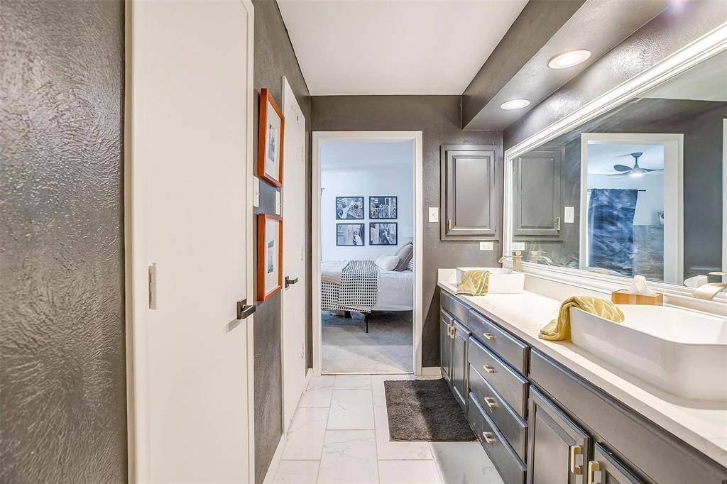 6876 Anglebluff Circle, Dallas, TX 75248