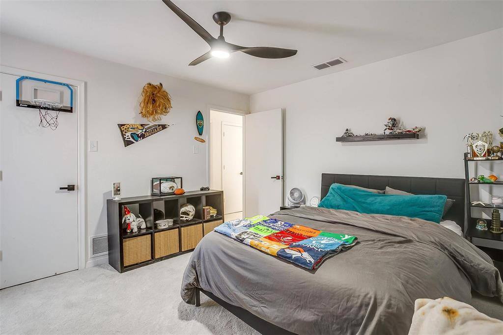 6876 Anglebluff Circle, Dallas, TX 75248