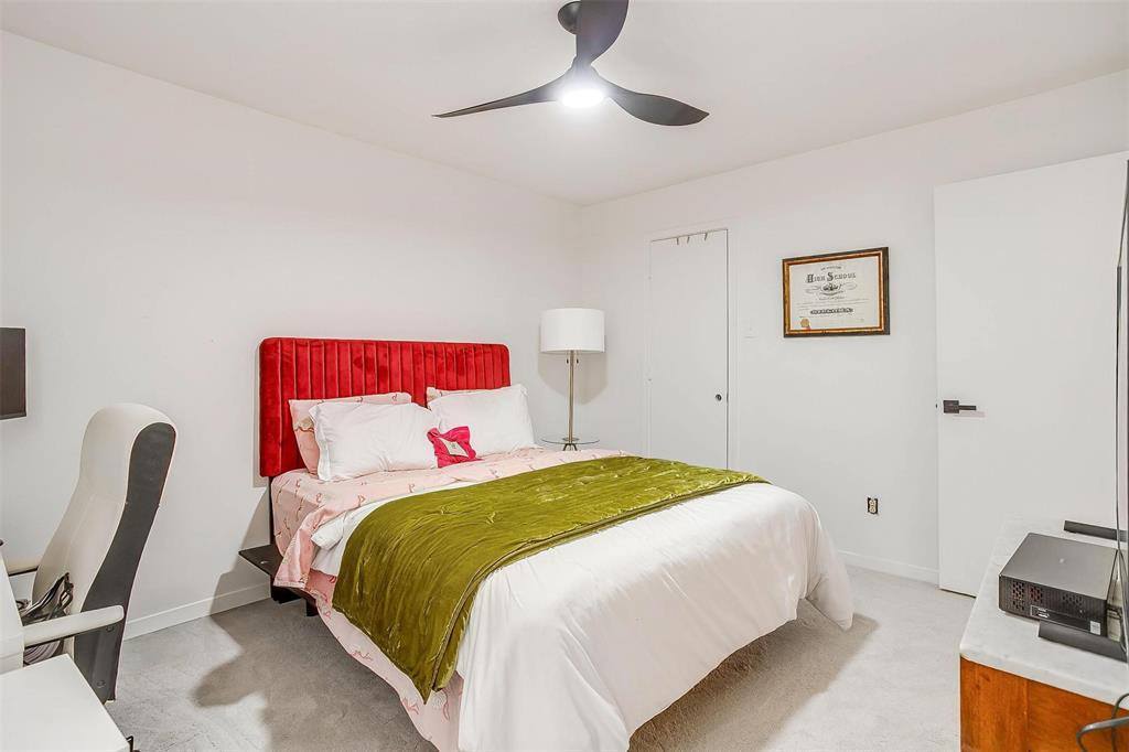 6876 Anglebluff Circle, Dallas, TX 75248