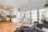 6876 Anglebluff Circle, Dallas, TX 75248