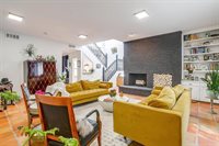 6876 Anglebluff Circle, Dallas, TX 75248