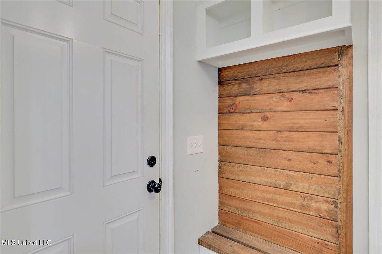 104 Pine Hill Circle, Florence, MS 39073