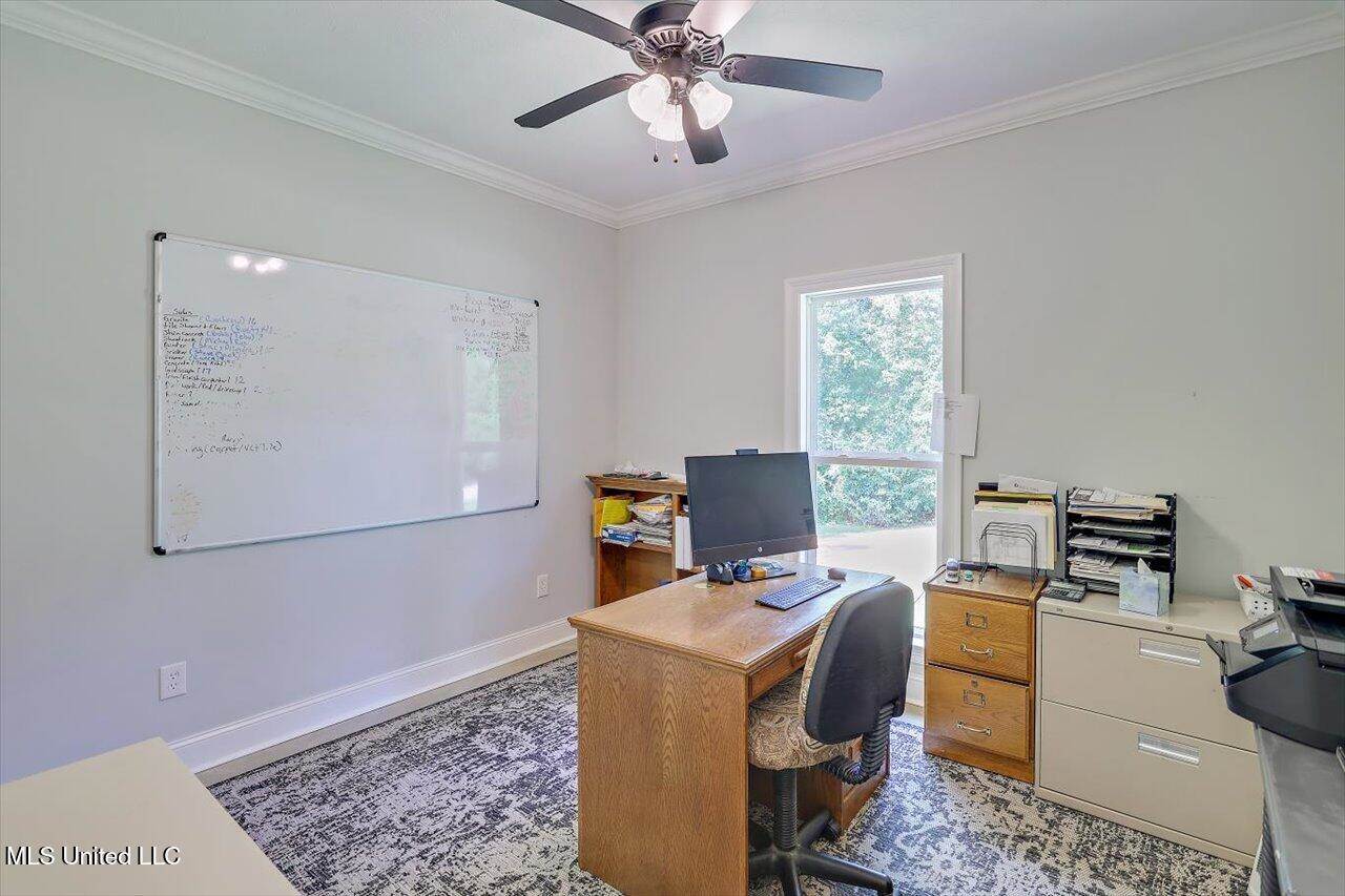 104 Pine Hill Circle, Florence, MS 39073